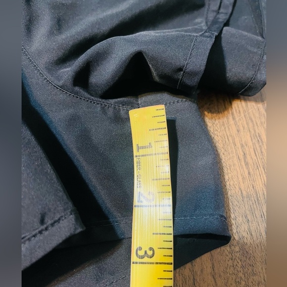 Nike Women's Black Athletic Shorts - Picture 6 of 6